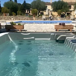 https://son-cardaix-finca-agroturismo.balearic-islands.net